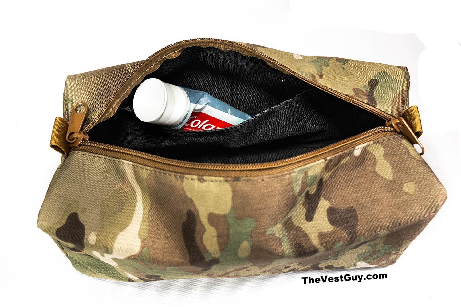 thumbnail image 2 of USMC Ditty Bag - Collapsible Nylon Hygiene & Shaving Kit - Water Repellent 2 of 6